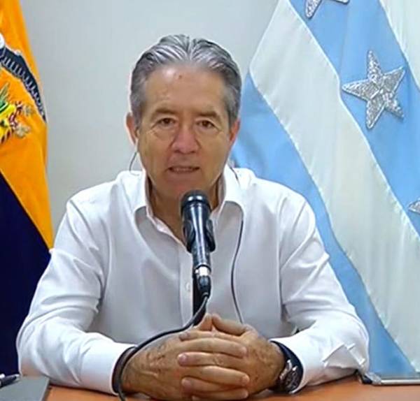 Ministro de Salud Juan Carlos Zevallos presenta la renuncia