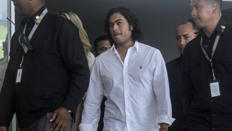 Fiscalía colombiana solicita el arresto del hijo de Petro, acusado de acto de corrupción