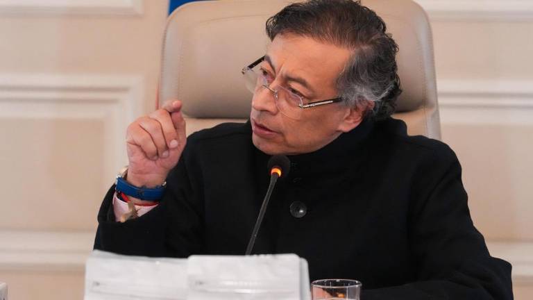 Gustavo Petro arremete contra Ecuador.