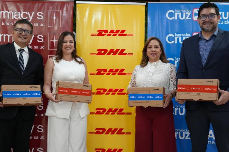 $!De Ecuador a Estados Unidos: cómo enviar productos tradicionales de salud con Cruz Azul, Pharmacy’s y DHL Express