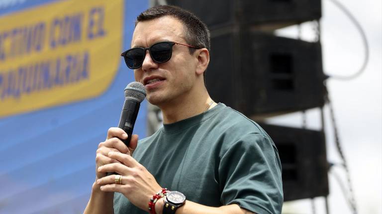 Daniel Noboa convoca a referendo para permitir la instalación de bases militares extranjeras