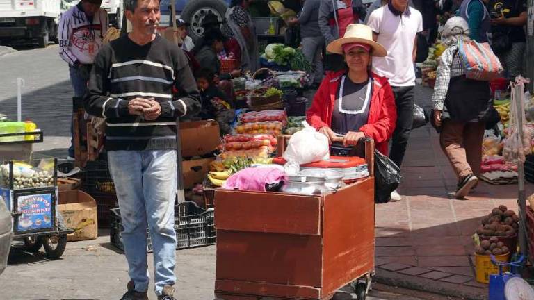 Casi USD 400 es la diferencia del gasto de los hogares ecuatorianos entre la ciudad y el campo