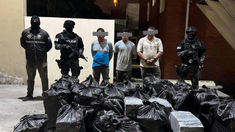 Hallan 1,4 toneladas de cocaína escondidas en un inmueble de La Alborada, en Guayaquil