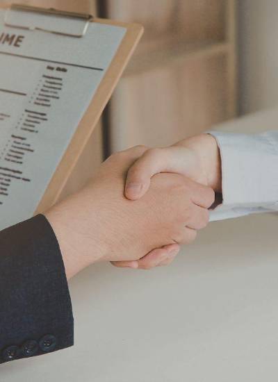 Vacantes laborales en importantes empresas del país.