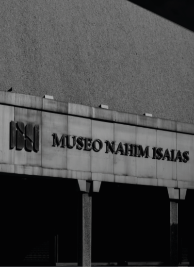 El Museo Nahim Isaías abre sus puertas de noche con ‘Noches Abiertas’, una propuesta cultural gratuita impulsada por el gestor Luis Alberto Illescas para revitalizar el centro de Guayaquil.