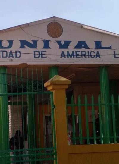 CasoUnival: ¿Por qué cerró la universidad que dejó a 2.700 ecuatorianos sin título válido?