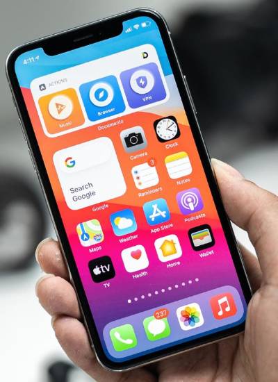Apple lanza iOS 26.2.1 con soporte para el nuevo AirTag 2