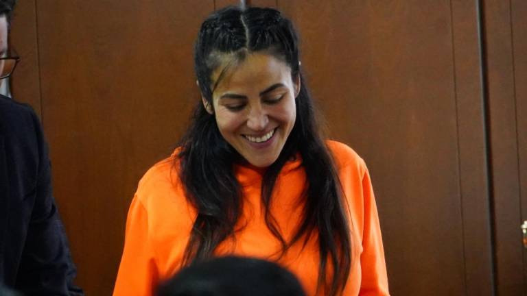 Mayra Salazar hizo escala en Panamá y ya está en el país de destino, según revela su abogado