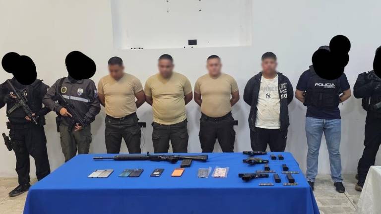 Capturan a alias ‘Sampayo’ junto a policías que presuntamente lo custodiaban en Machala
