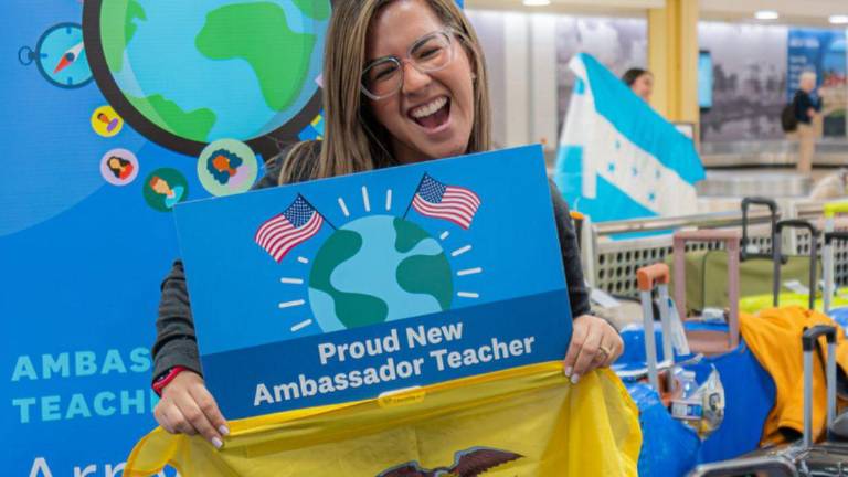 Docentes ecuatorianos viajan cada año para trabajar en escuelas de Estados Unidos.
