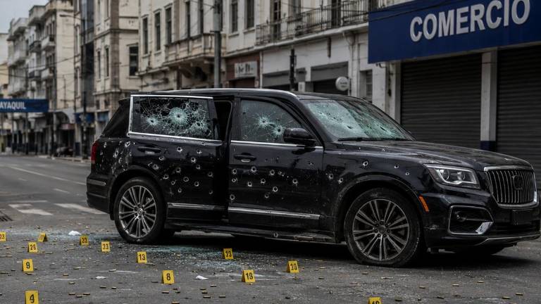 Dos fallecidos y tres heridos tras ataque armado en el centro de Guayaquil: ¿qué sucedió?