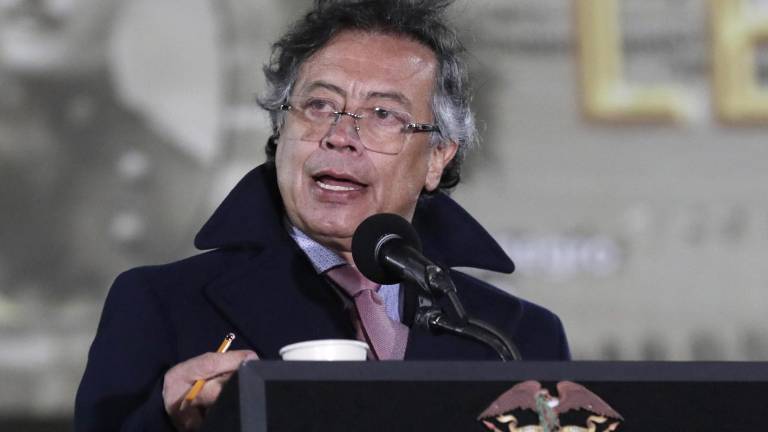 Petro afirma que EE.UU. bombardeó fábrica de cocaína en puerto venezolano de Maracaibo