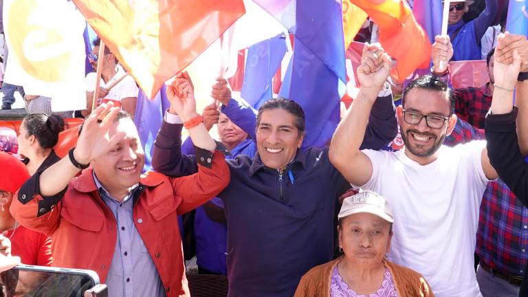El acuerdo político fue anunciado oficialmente hoy a las 09:30 en el Puente Roto de la ciudad de Cuenca.