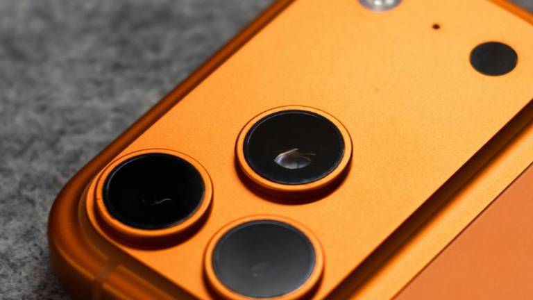 El próximo iPhone 18 Pro Max cambiará su estética con un gigantesco sistema de cámaras