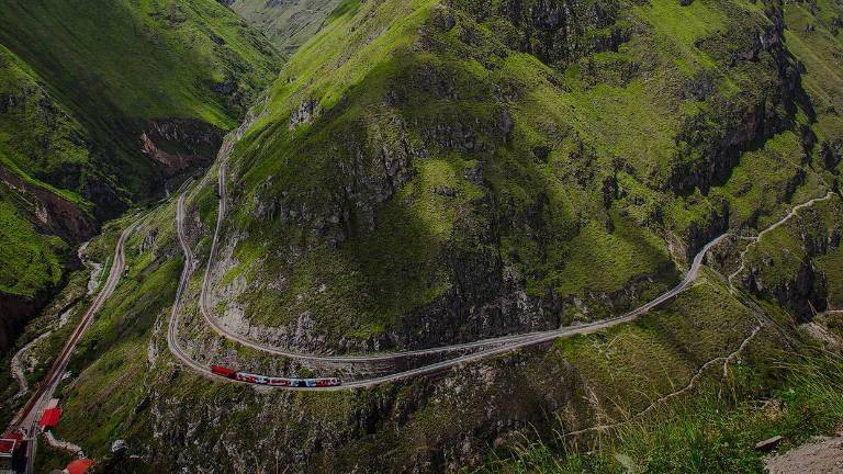Tren de la Nariz del Diablo: ruta Alausí–Sibambe vuelve a operar este 20 de agosto