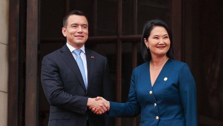 La presidenta de Perú, Keiko Fujimori, recibió en Palacio de Gobierno al presidente de Ecuador, Daniel Noboa.