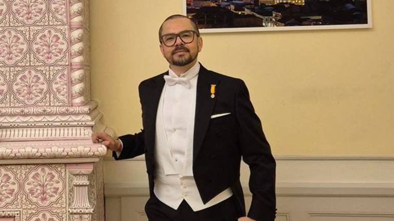 Inty Gronneberg seguirá siendo embajador de Ecuador en Suecia.