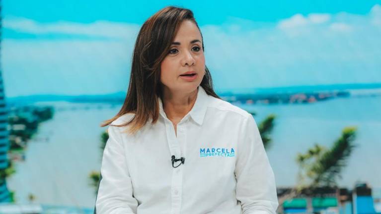 Marcela Aguiñaga habla sobre la crisis del correísmo.