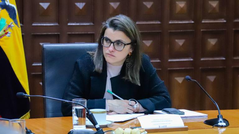 María José Pinto habla sobre la crisis en el Ministerio de Salud.