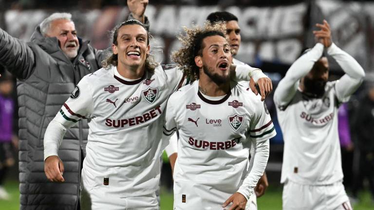 Agustin Canobbio y Guga celebrando la clasificación de Fluminense a semifinales de la Copa Libertadores 2026.