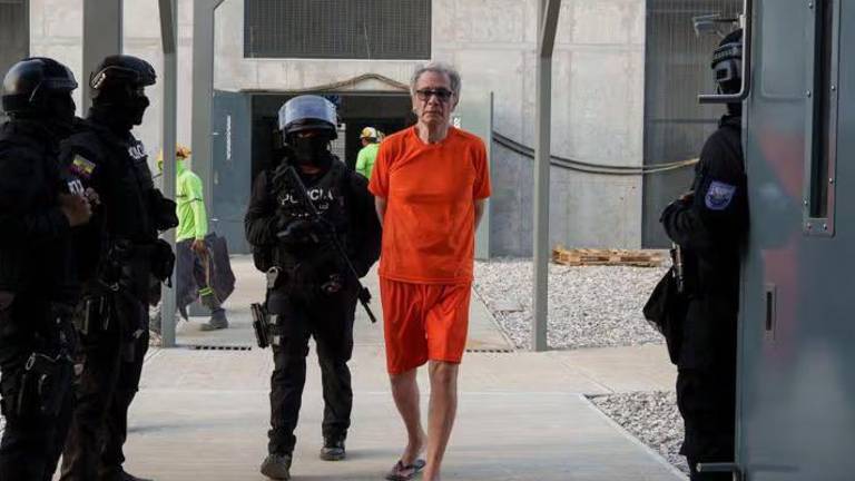 'Su cuerpo se está apagando': Abogada de Jorge Glas denuncia condiciones inhumanas en la Cárcel del Encuentro