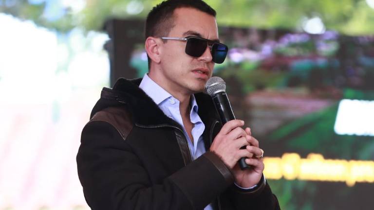 Daniel Noboa hace cambios en la cúpula militar y anuncia 'nueva fase de la guerra'