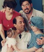 El viacrucis de una familia ecuatoriana para conseguir el trasplante que salvó a su hija de la leucemia