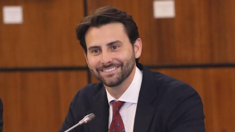 Niels Olsen y Giovanna Ubidia anuncian sus candidaturas para las alcaldías de Guayaquil y Quito por ADN