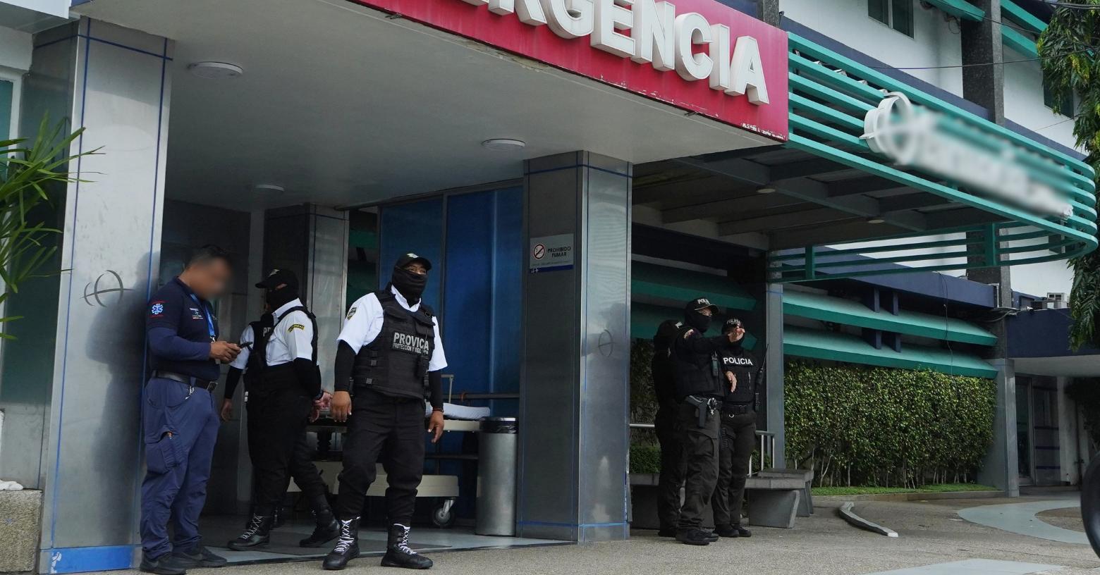 Aquiles Alvarez sigue hospitalizado en Guayaquil y espera que médicos definan su alta, informa su abogado