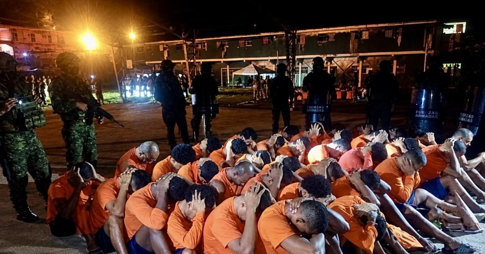 Cárcel de Esmeraldas: Fuerzas Armadas justifican uso de la fuerza durante operativo