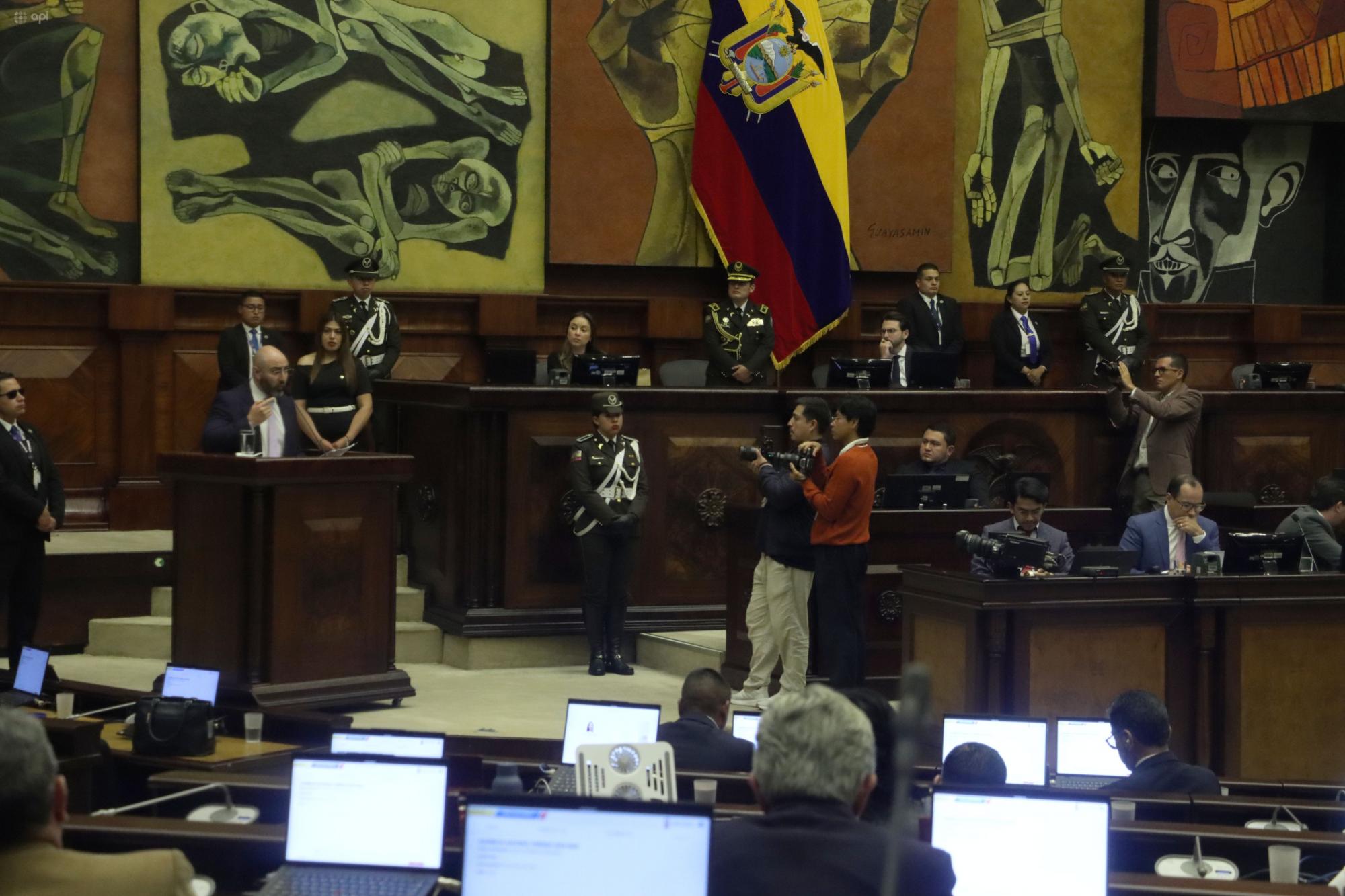 Propuesta de Noboa sobre renuncia 