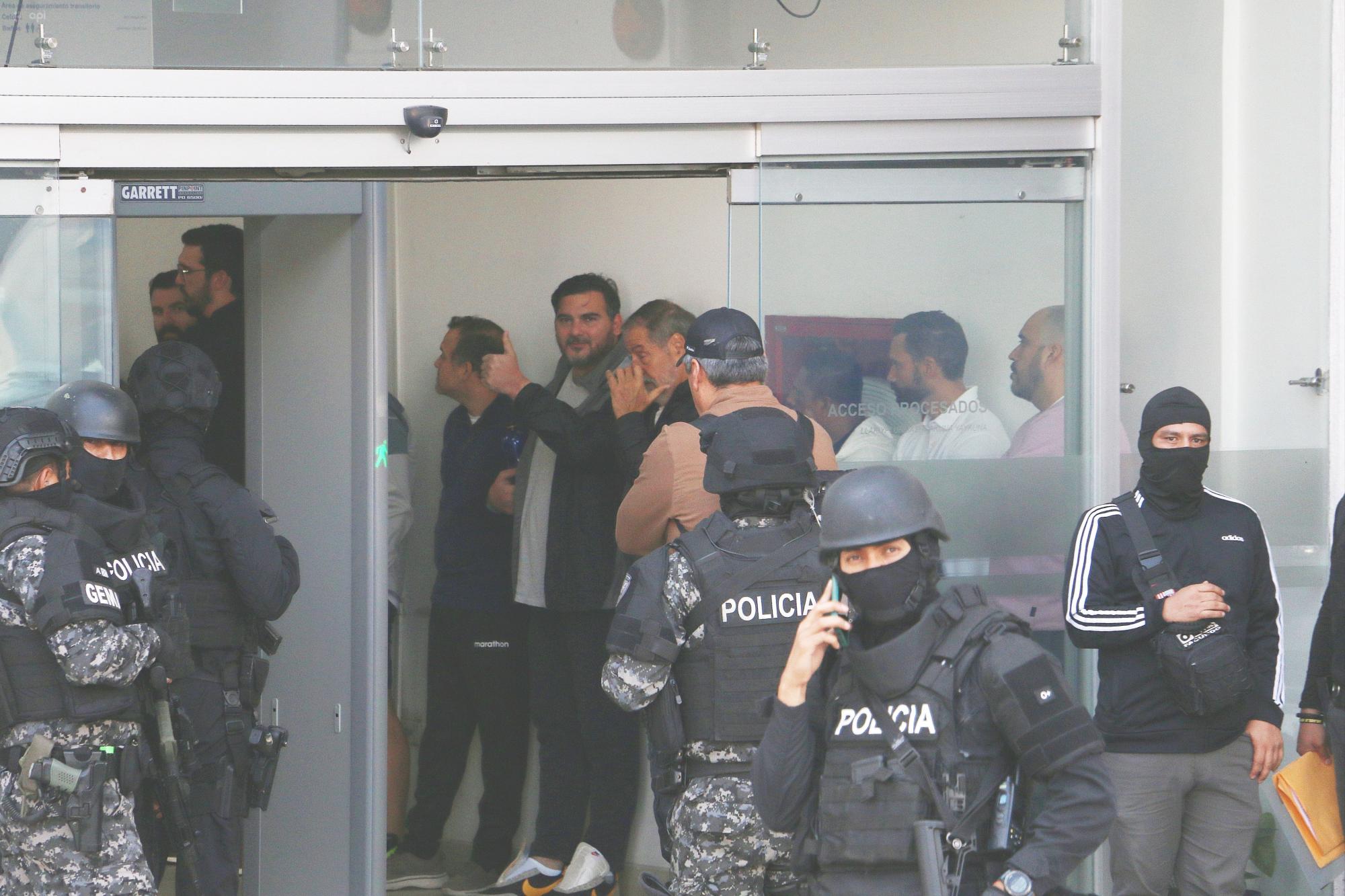 Aquiles Alvarez y demás detenidos llegan a Quito