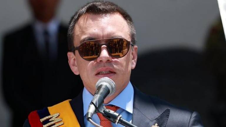 Noboa anuncia toque de queda en cuatro provincias por nueva fase de la guerra contra el crimen organizado