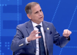El ministro de Ambiente y Energía, Juan Carlos Blum.