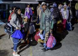 La familia Mendoza emprendió su salida de Venezuela y vuelve a estar en Ecuador tras cruzar la frontera de retorno.