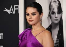La cantante estrenó este viernes en Apple TV+ “Selena Gomez: My Mind &amp; Me”, un documental en el que habla de estos vaivenes emocionales y de cómo el peso de los focos y su fulgurante éxito en redes sociales hicieron mella en su salud mental.