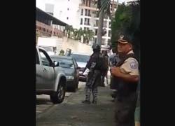 Alerta de bomba en la Kennedy, norte de Guayaquil: agentes del GIR llegaron al sitio