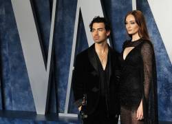 Joe Jonas y Sophie Turner en la fiesta de los Óscar de Vanity Fair en California, (EE. UU).