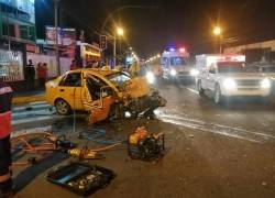 El accidente dejó como resultado dos personas fallecidas y una persona herida.