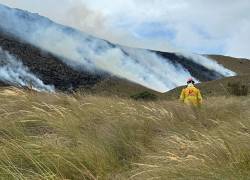 Incendio en el Parque Nacional Cotacachi Cayapas.