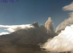 Advierten de caída leve de ceniza cerca del volcán Cotopaxi.