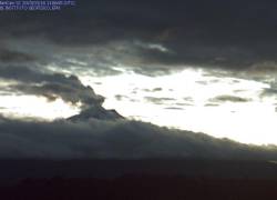 Geofísico reporta actividad del volcán Cotopaxi: emana columna de 600 metros de vapor y gases