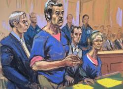 Esta caricatura de la sala del tribunal muestra al depuesto presidente de Venezuela, Nicolás Maduro, y a su esposa, Cilia Flores, asistiendo a su lectura de cargos en el Tribunal de los Estados Unidos Daniel Patrick Moynihan.