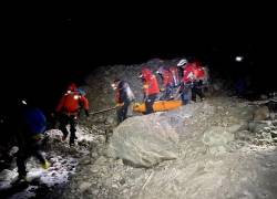Tres excursionistas mueren al caer en una grieta del volcán Antisana; una ñiña consta entre las víctimas