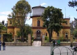 El Observatorio Astronómico de Quito, ubicado en el Parque La Alameda, fue declarado Patrimonio Monumental de la Nación.