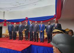Fotografía de los miembros que integran el consejo presidencial de transición en Haití.