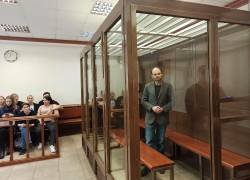 Justicia rusa declaró culpable a el opositor Vladimir Kara-Murza por alta traición y difusión de falsas informaciones sobre el ejército ruso.