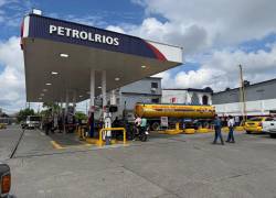 Agentes de la ARCH realizando inspecciones a los centros de distribución del segmento automotriz.