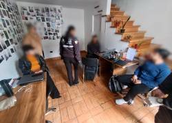 Fotografía que muestra el interior del inmueble allanado.