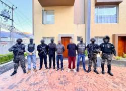 Detención de dos extranjeros en el norte de Quito.